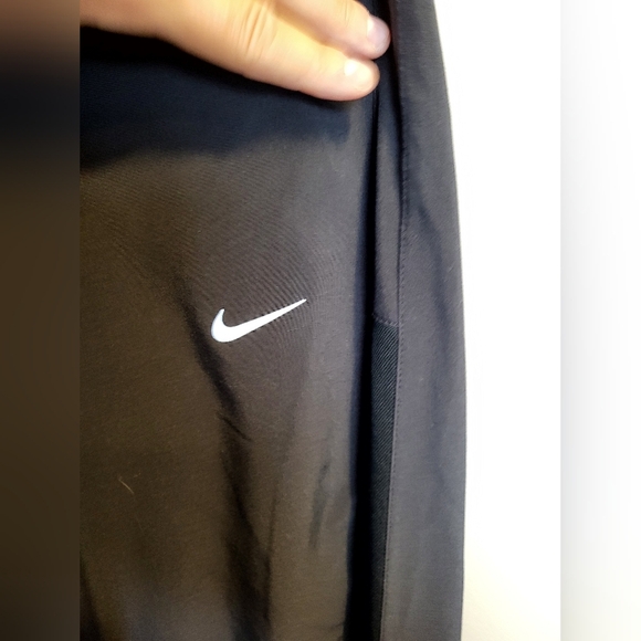 Nike Men's Black Joggers, Size Large - Picture 3 of 6